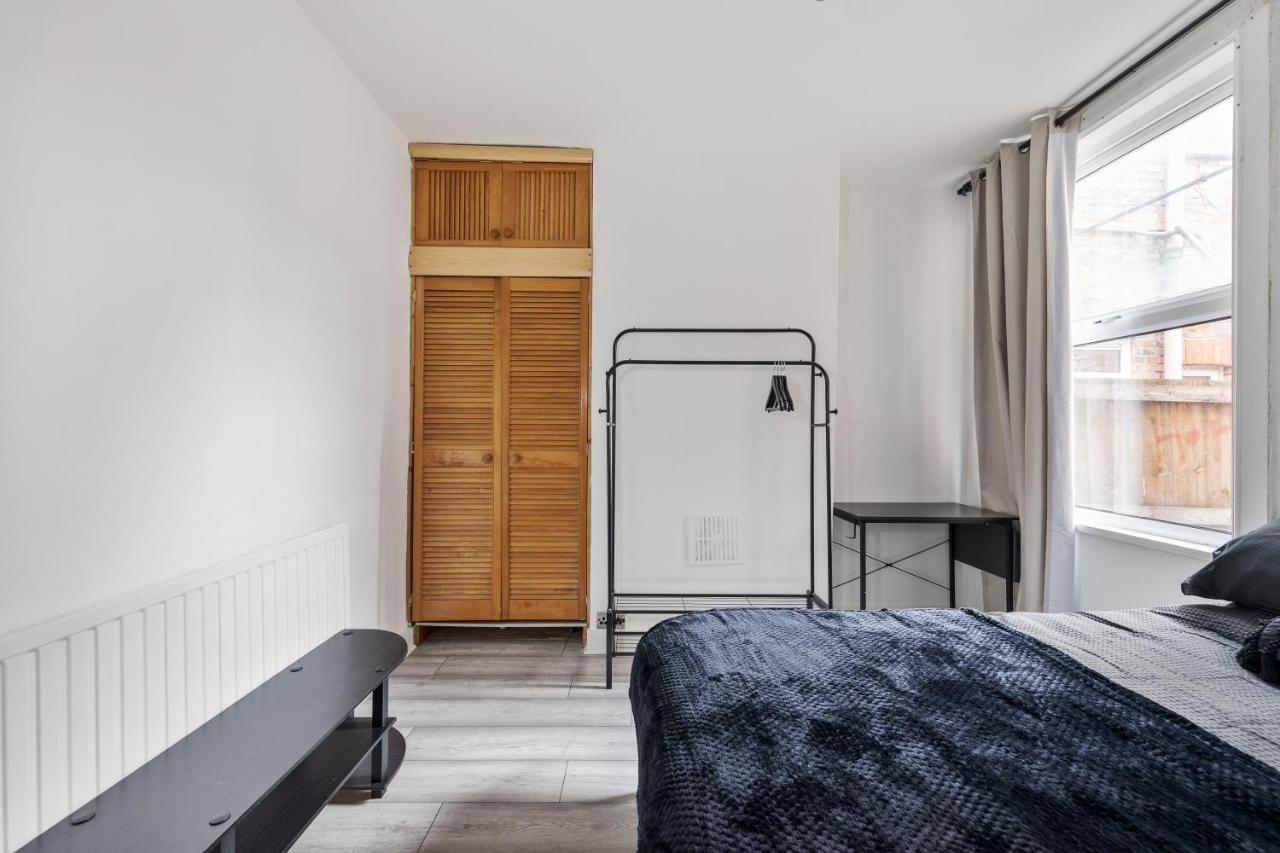 Beautifully Modern 2-Bed Apartment W/Garden Londýn Exteriér fotografie